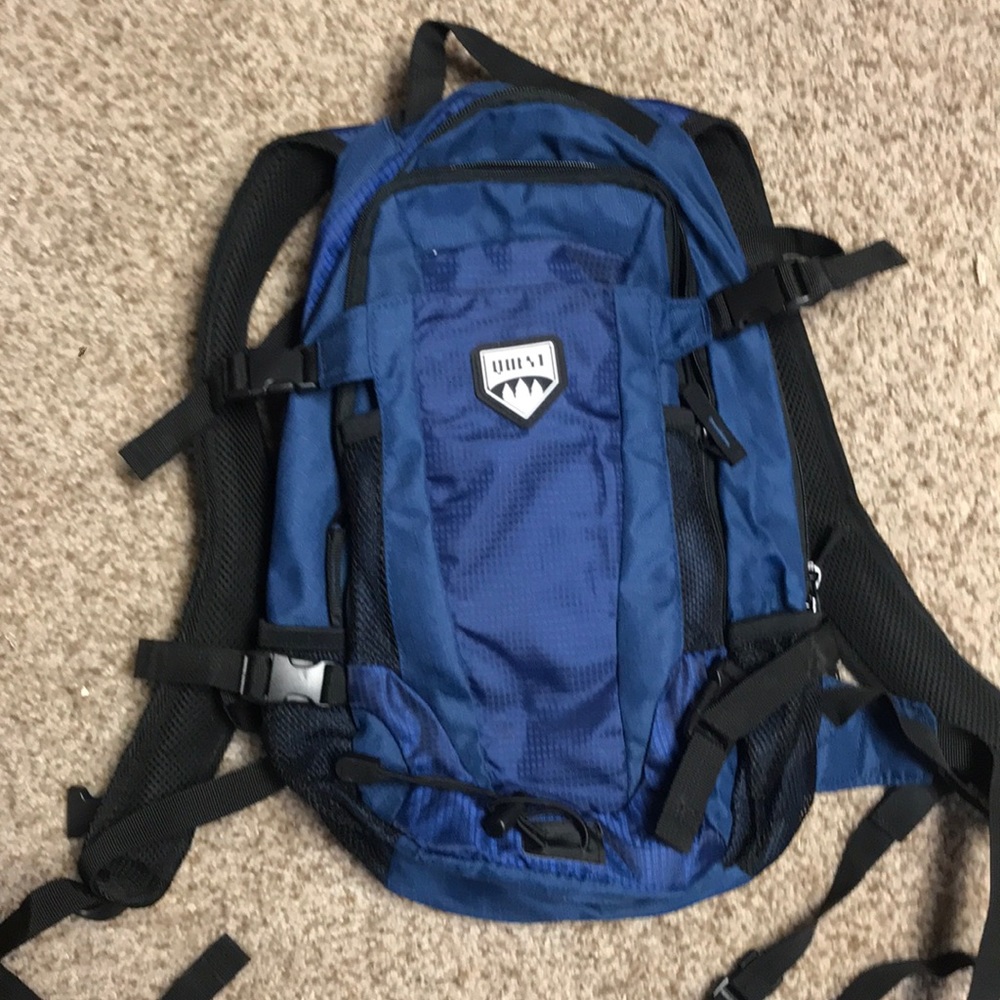 NWOT Quest Day Pack